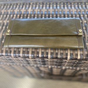 Ladies Hobo wallet